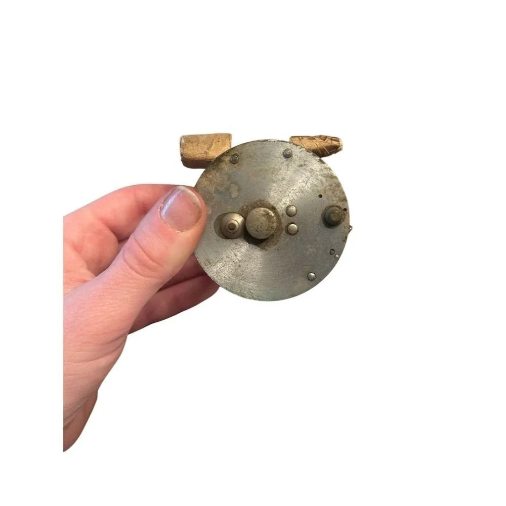 South Bend No. 350-B Baitcasting Reel Unisex OS Silver Vintage Antique Decor